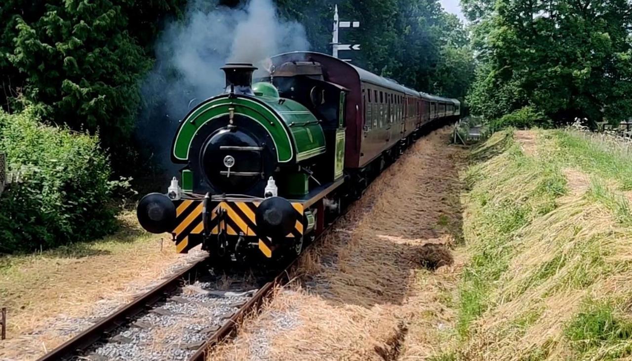 The Carriages - Peak District Грейт-Роусли Экстерьер фото