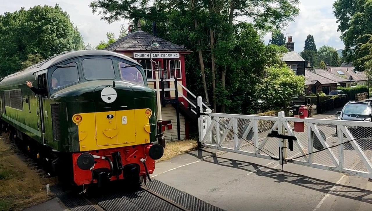 The Carriages - Peak District Грейт-Роусли Экстерьер фото